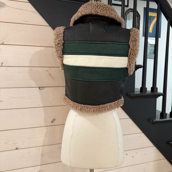 Urban Ourtfitters BDG Retro Colorblock Sherpa Vest NWOT Size Small - Picture 11 of 14